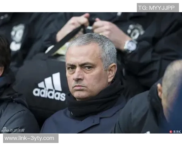 维拉替补席遭水瓶袭击疑似来自切尔西教练区引发争议